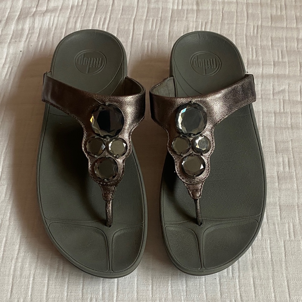 FITFLOP Metallic Bronze Jeweled Thong Sandals